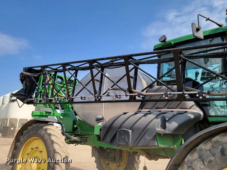 image for item ML9409 2006 John Deere 4920  applicator