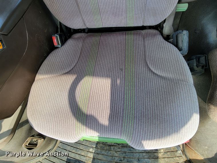 image for item ML9409 2006 John Deere 4920  applicator