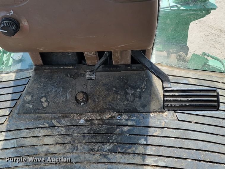 image for item ML9409 2006 John Deere 4920  applicator