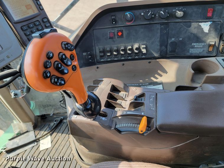 image for item ML9409 2006 John Deere 4920  applicator