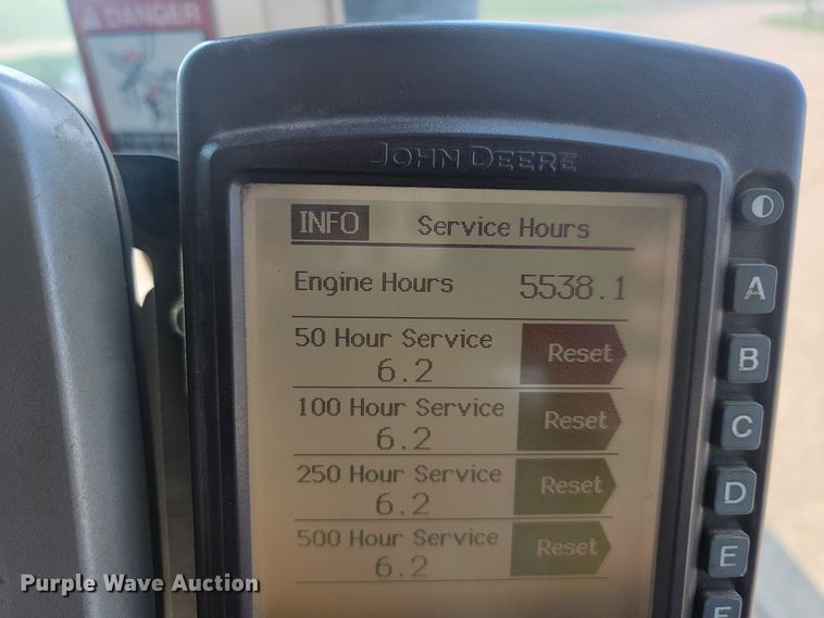 image for item ML9409 2006 John Deere 4920  applicator