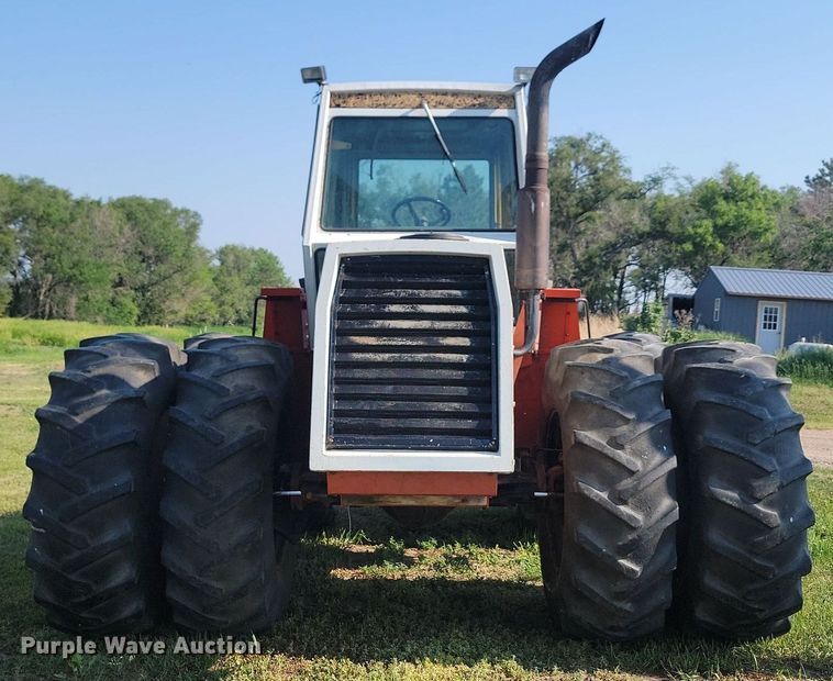 image for item ML9449 1973 Case 2470  4WD tractor