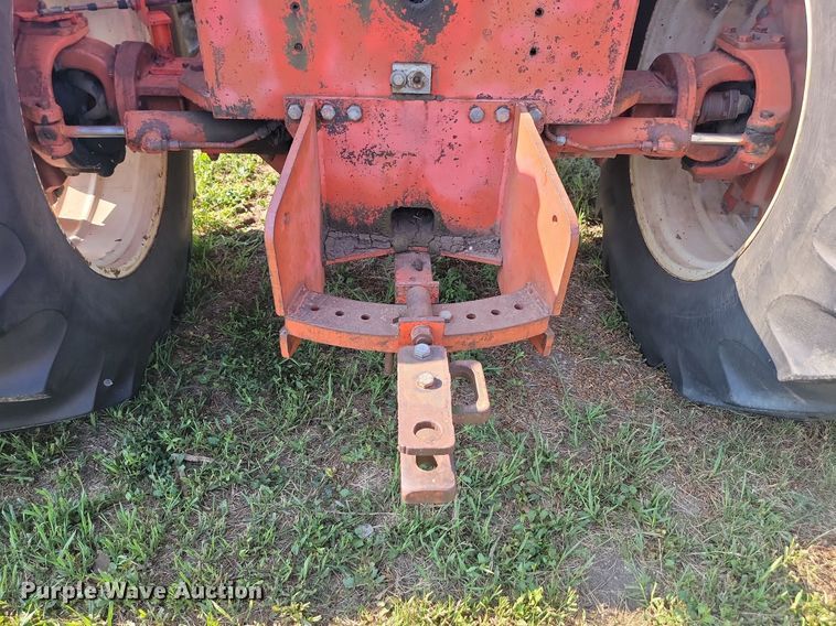 image for item ML9449 1973 Case 2470  4WD tractor