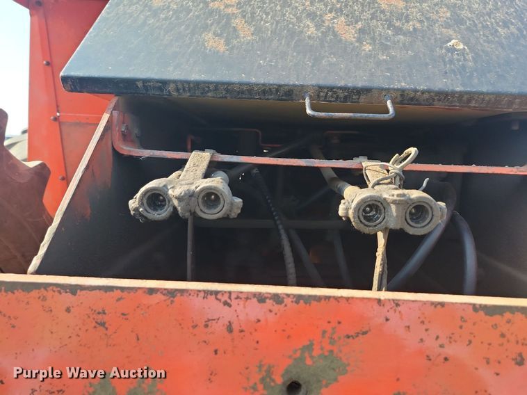 image for item ML9449 1973 Case 2470  4WD tractor