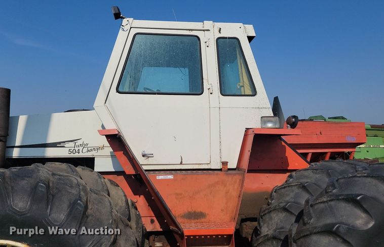 image for item ML9449 1973 Case 2470  4WD tractor