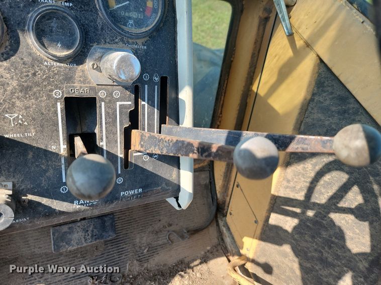 image for item ML9449 1973 Case 2470  4WD tractor