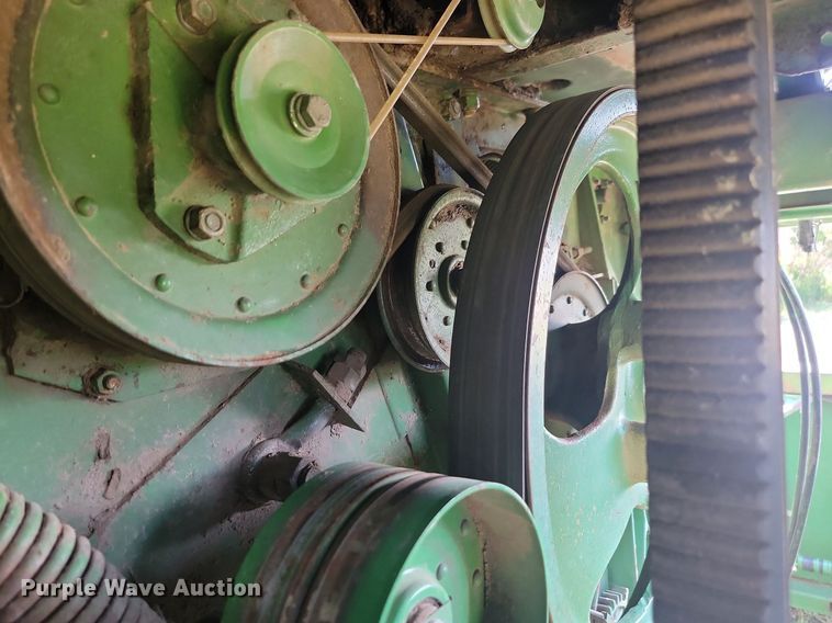 image for item ML9450 1981 John Deere 6620 Turbo  RWA combine