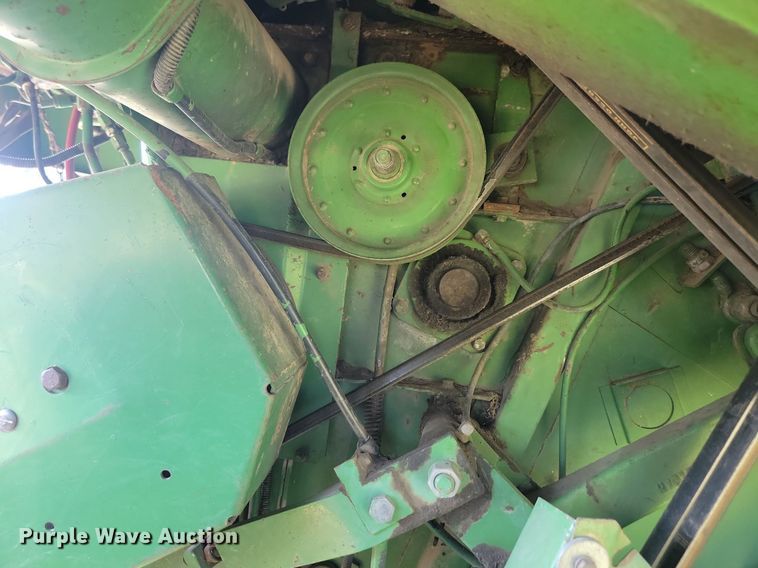 image for item ML9450 1981 John Deere 6620 Turbo  RWA combine