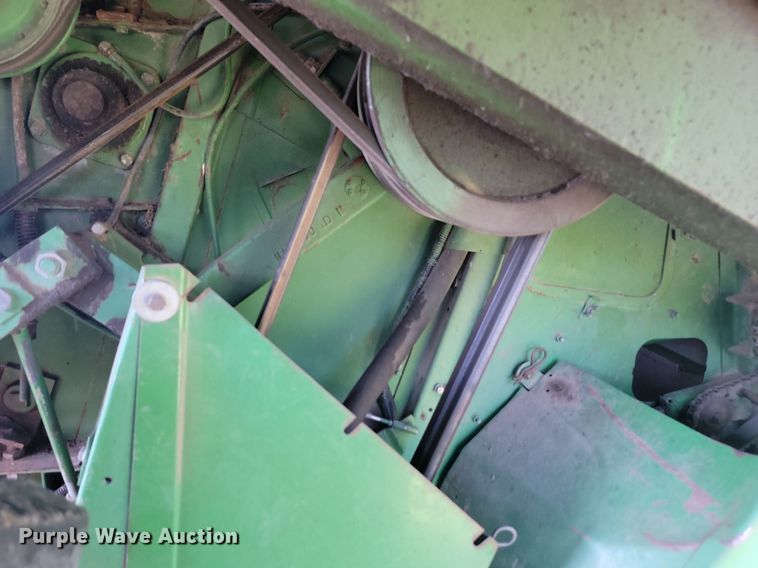 image for item ML9450 1981 John Deere 6620 Turbo  RWA combine