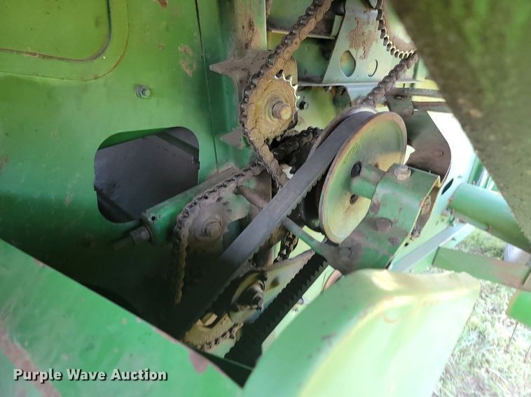 image for item ML9450 1981 John Deere 6620 Turbo  RWA combine