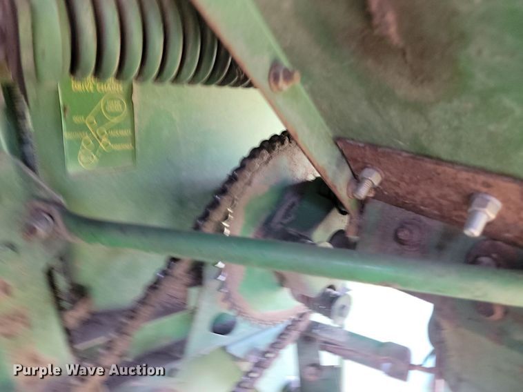 image for item ML9450 1981 John Deere 6620 Turbo  RWA combine