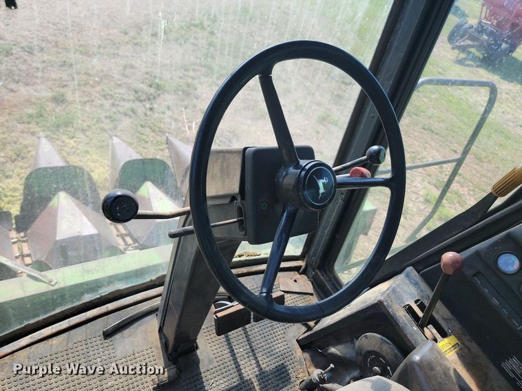 image for item ML9450 1981 John Deere 6620 Turbo  RWA combine