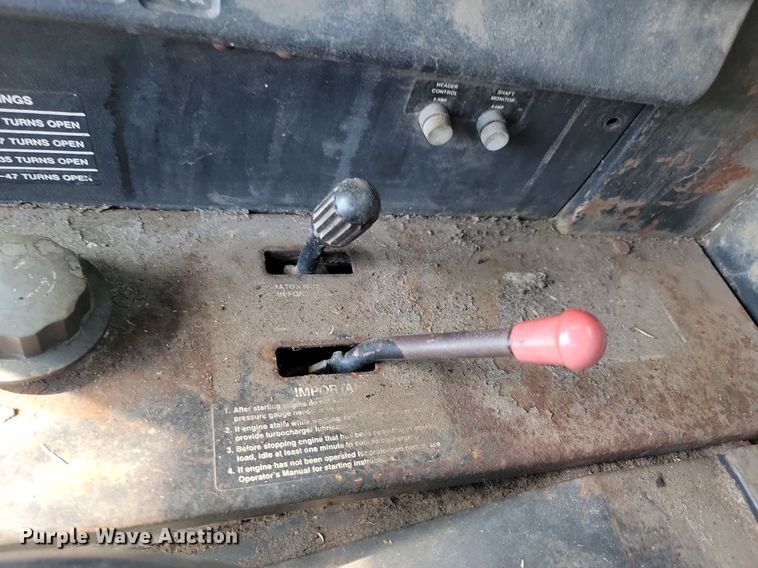 image for item ML9450 1981 John Deere 6620 Turbo  RWA combine