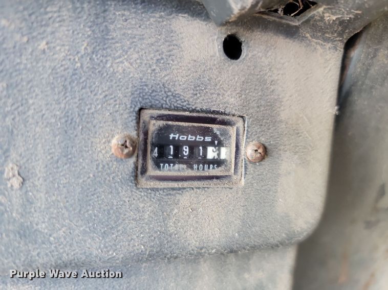 image for item ML9450 1981 John Deere 6620 Turbo  RWA combine