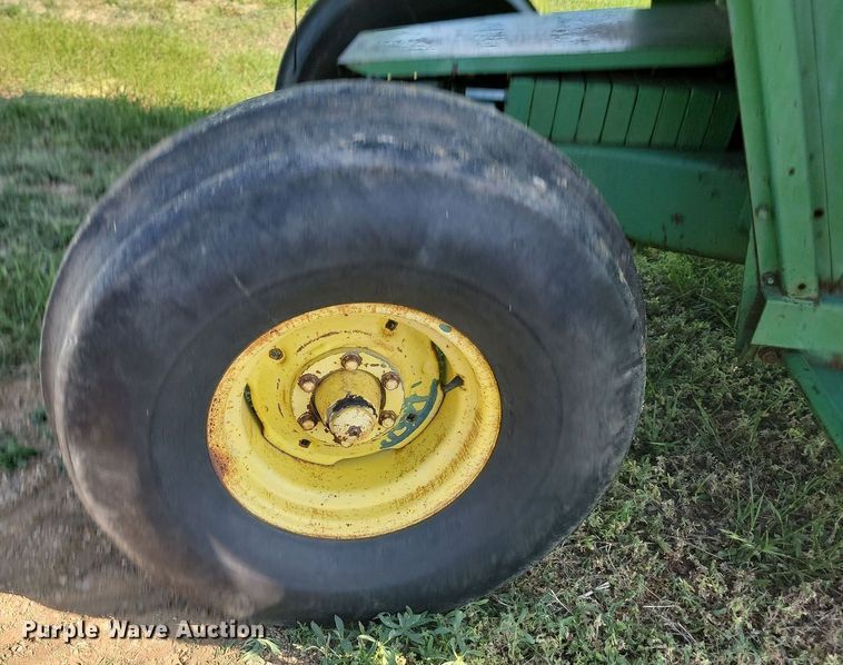 image for item ML9450 1981 John Deere 6620 Turbo  RWA combine