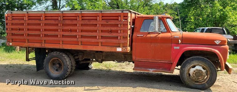 image for item MO9864 GMC 4000  grain truck