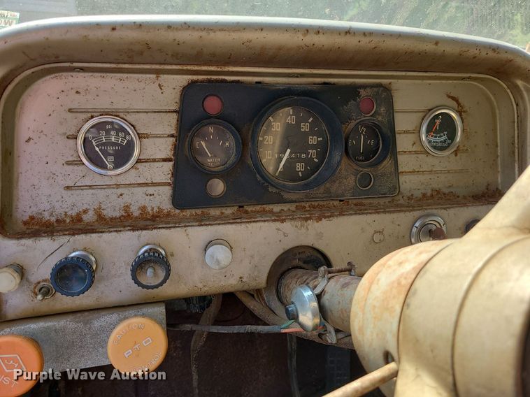 image for item MO9864 GMC 4000  grain truck