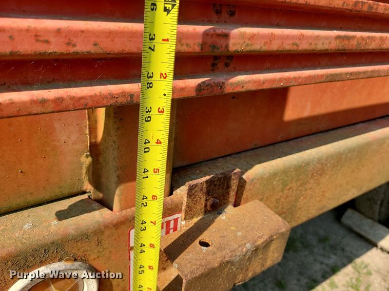 image for item MO9864 GMC 4000  grain truck