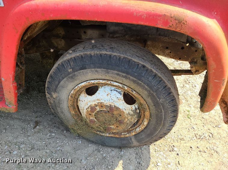 image for item MO9864 GMC 4000  grain truck