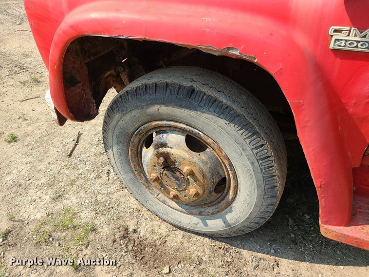 image for item MO9864 GMC 4000  grain truck