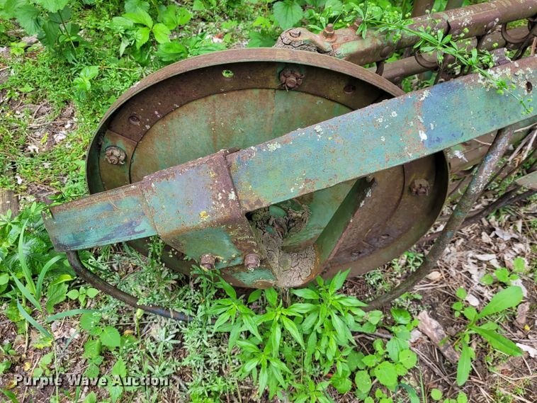 image for item NX9503 John Deere 896  hay rake