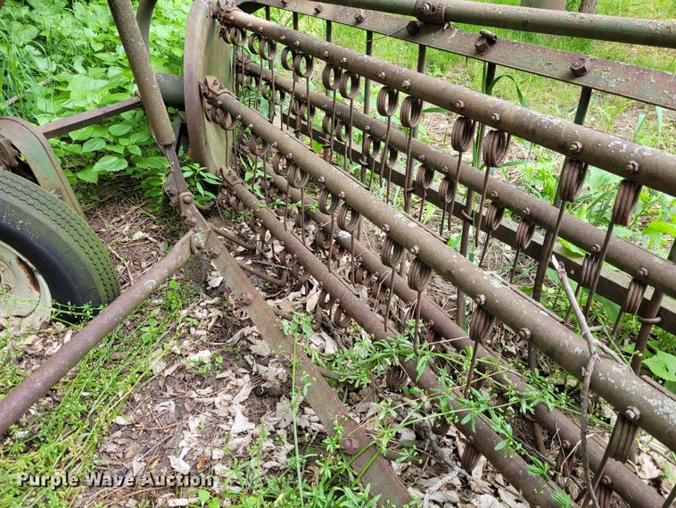 image for item NX9503 John Deere 896  hay rake