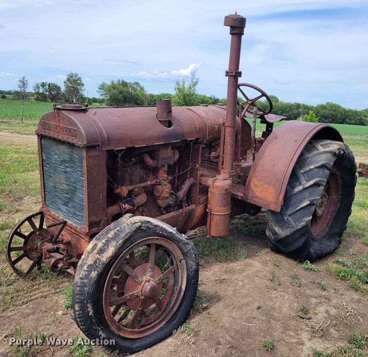 image for item NX9508 McCormick-Deering 1020  tractor