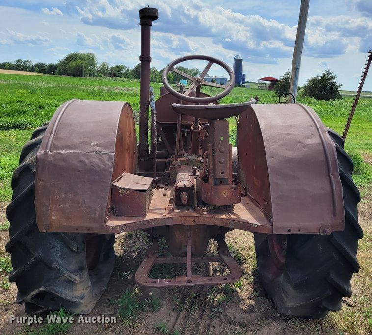image for item NX9508 McCormick-Deering 1020  tractor