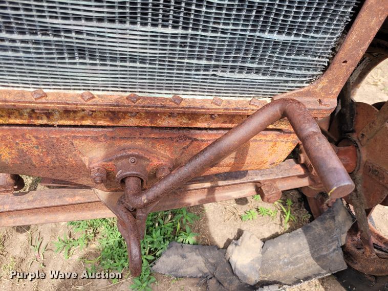 image for item NX9508 McCormick-Deering 1020  tractor