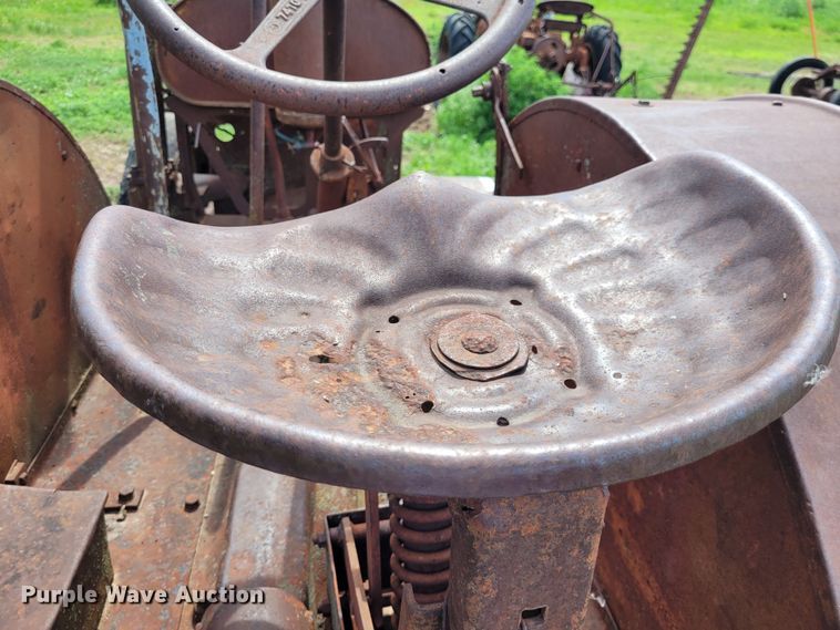 image for item NX9508 McCormick-Deering 1020  tractor