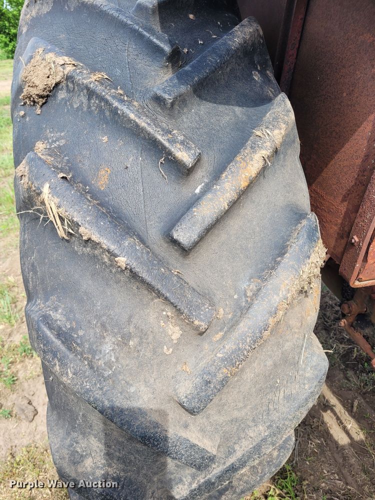 image for item NX9508 McCormick-Deering 1020  tractor