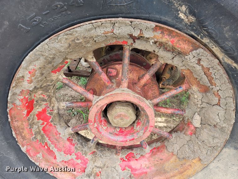 image for item NX9508 McCormick-Deering 1020  tractor