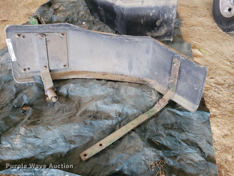 image for item NX9510 John Deere  tractor fenders