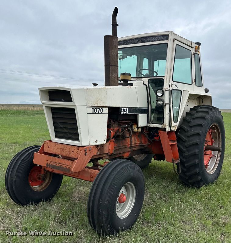 image for item NY9000 1974 Case 1070  tractor