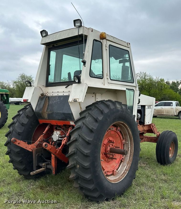 image for item NY9000 1974 Case 1070  tractor