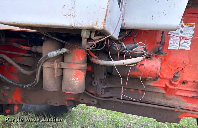 image for item NY9000 1974 Case 1070  tractor