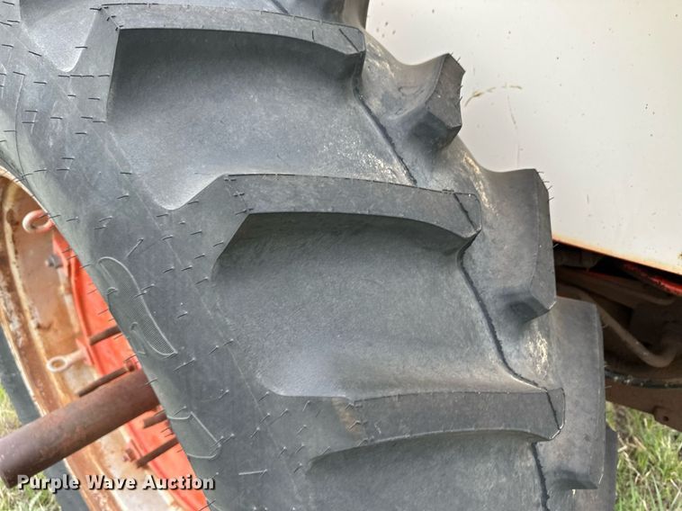 image for item NY9000 1974 Case 1070  tractor