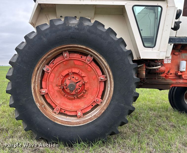 image for item NY9000 1974 Case 1070  tractor