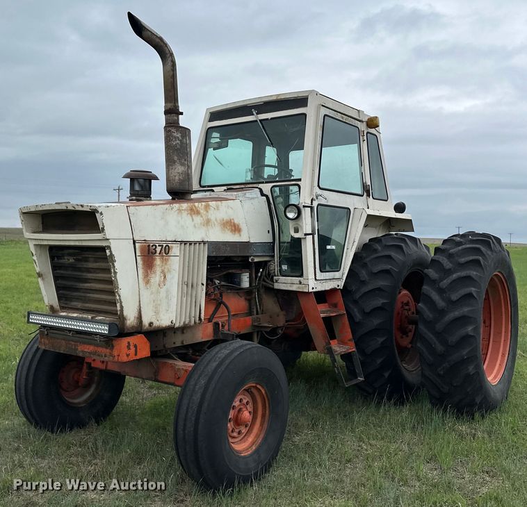 image for item NY9002 1975 Case 1370  tractor