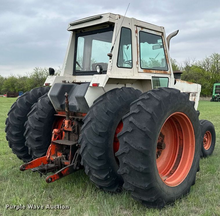 image for item NY9002 1975 Case 1370  tractor