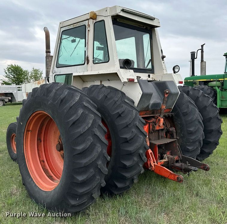 image for item NY9002 1975 Case 1370  tractor