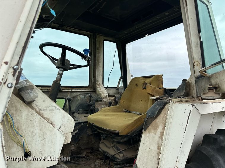 image for item NY9002 1975 Case 1370  tractor