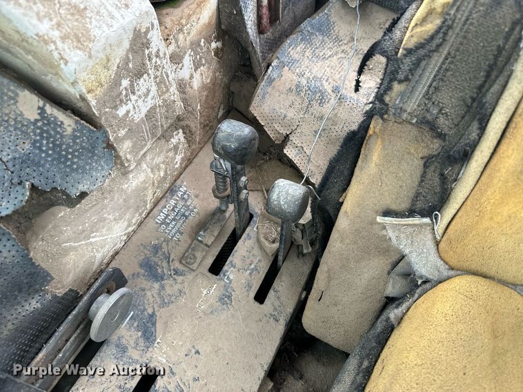 image for item NY9002 1975 Case 1370  tractor