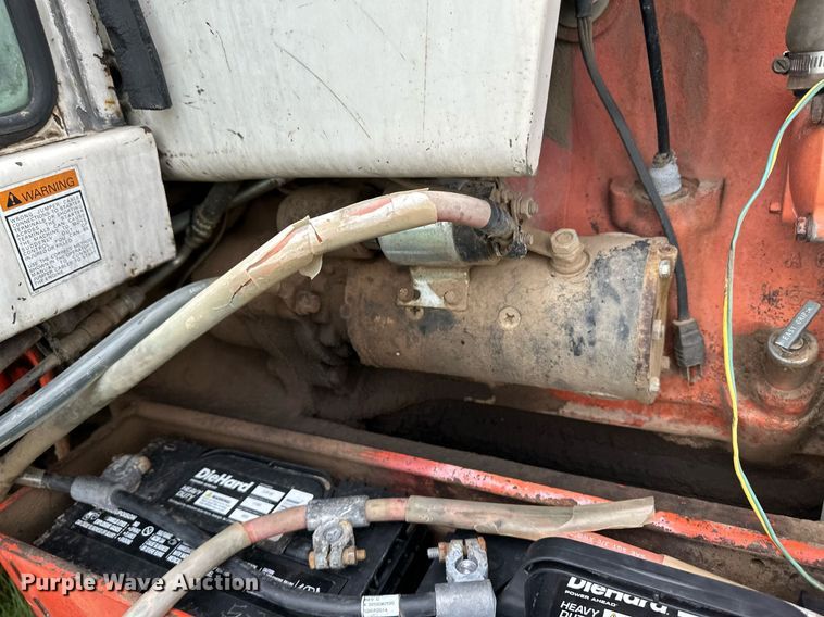 image for item NY9002 1975 Case 1370  tractor