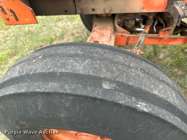 image for item NY9002 1975 Case 1370  tractor