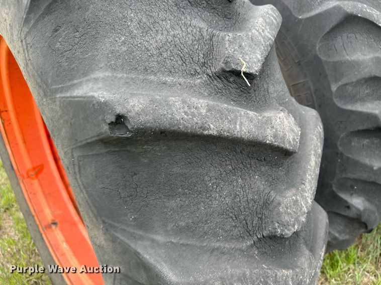 image for item NY9002 1975 Case 1370  tractor