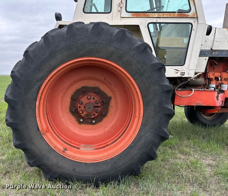 image for item NY9002 1975 Case 1370  tractor