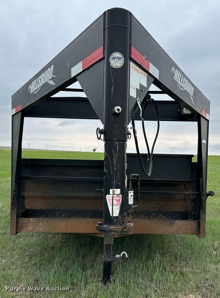 image for item NY9006 2010 Hillsboro  dump trailer