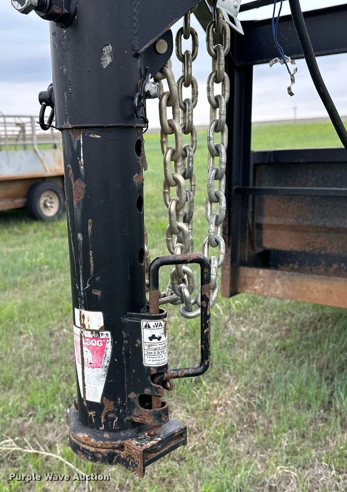 image for item NY9006 2010 Hillsboro  dump trailer