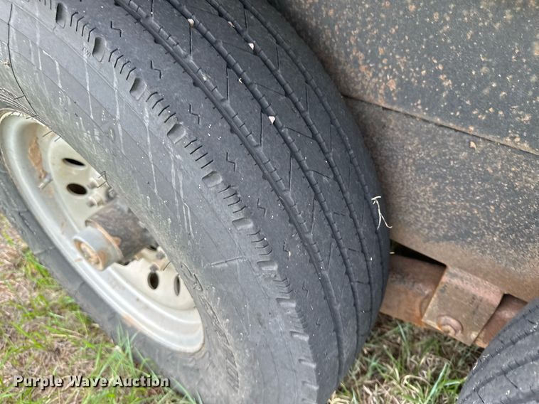 image for item NY9006 2010 Hillsboro  dump trailer